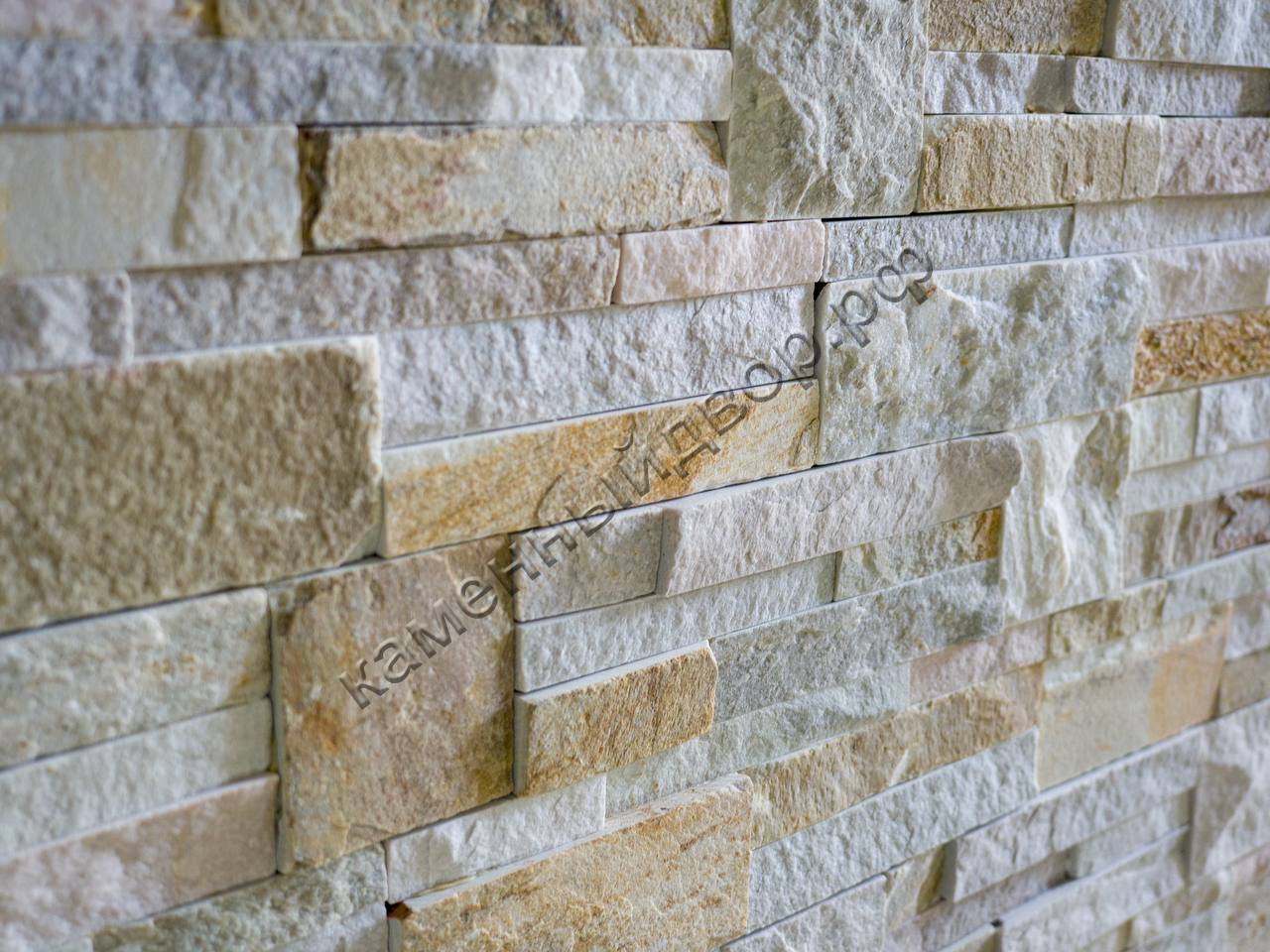Склеенный кварцит Микс модуль 18 х 35 см.