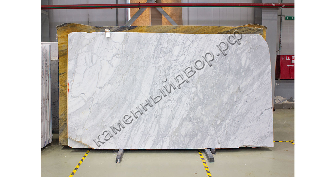 Мрамор "Bianco Carrara"